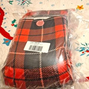 COPY - Victoria Secrets plaid tote and cozy blanket bundle perfect for Christmas